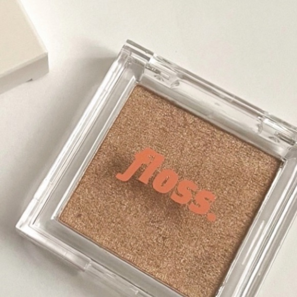 FLOSS BRIGHTEN UP HIGHLIGHTER IN SUNBEAM